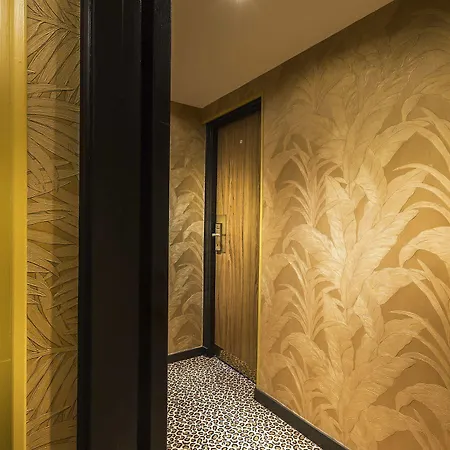 Hotel Crystal 3*