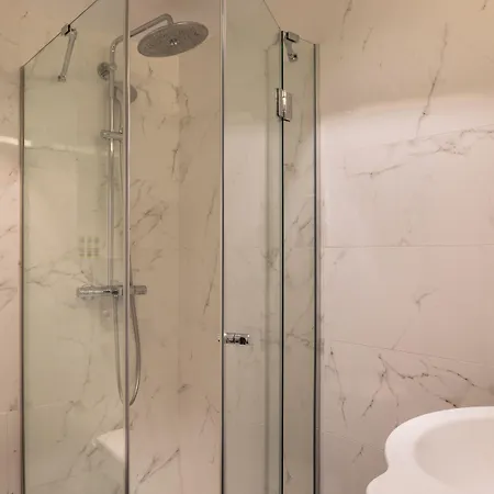 Hotel Crystal Parigi