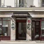 Crystal Paris