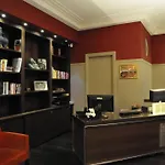 Crystal Hotel 3*