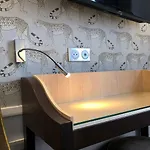 Crystal Hotel Paris