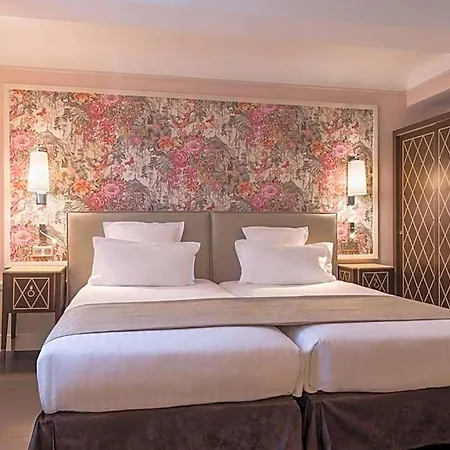 Hotel Crystal 3*