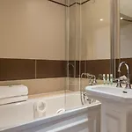 Crystal Hotel Paryż