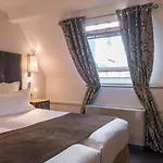 Crystal Hotel 3*