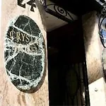 Hotel Crystal