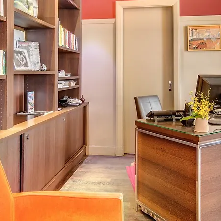 Hotell Crystal Paris